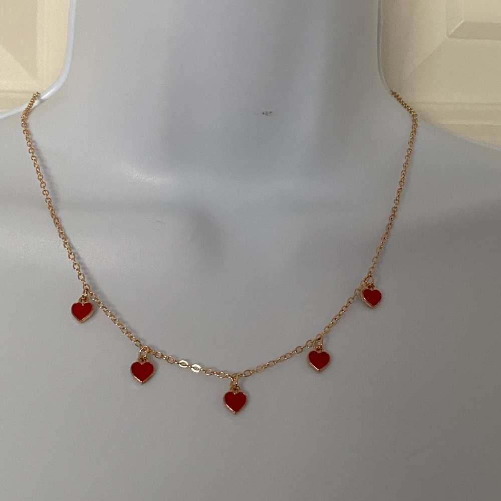 Charming Fashion Gold Necklace with Red Heart Pendants